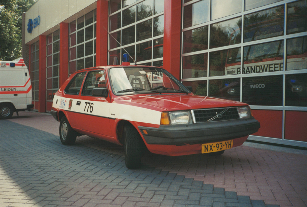 796 Volvo 340